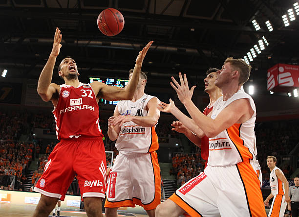 次逆境翻盘 次逆境翻盘